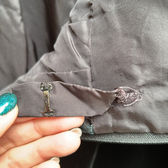 Vintage Albert Nipon Black Velvet Strapless Gown - Picture 14 of 16